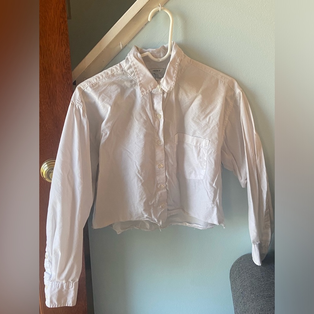 Forever 21 Button Down Crop Top Size Medium
